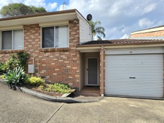 View profile: Freshly Renovated Two-Bedroom Villa with Ensuite