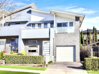 View profile: Stunning 4 Bed Modern Duplex – A Perfect Blend of Comfort and Style