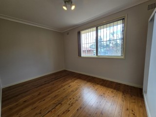 View profile: Short Stroll to Station & Near School