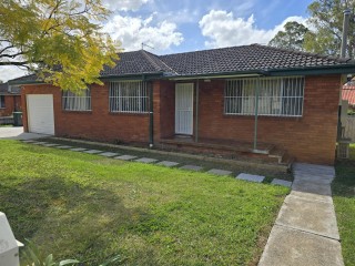 View profile: Short Stroll to Station & Near School
