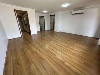 View profile: Quality Villa in Excellent Location!