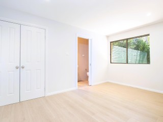 View profile: Outstanding Value! 6 Beds, 5 Baths, 5 Acres Plus Pool!