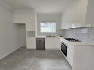 View profile: Brand New 2 Bed 2 Bath Flat In Quiet street