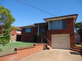 View profile: Air Conditioning & Great Size Backyard