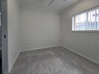 View profile: Brand New 2 Bed 2 Bath Flat In Quiet street