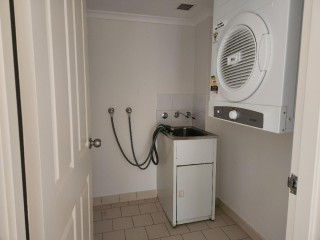 View profile: Just Like New Inside! Walk to Station!