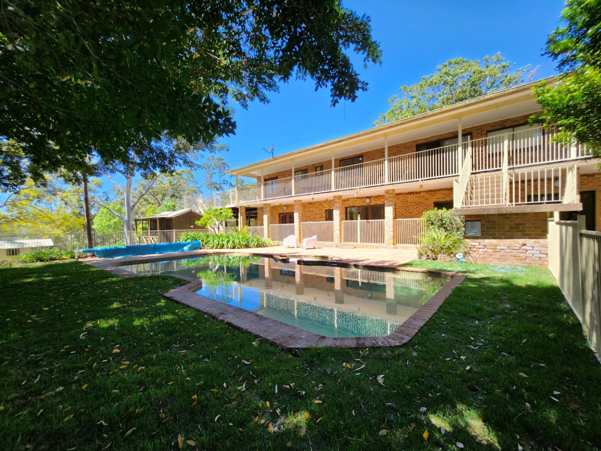 Excellent Property with Home & Two Flats!