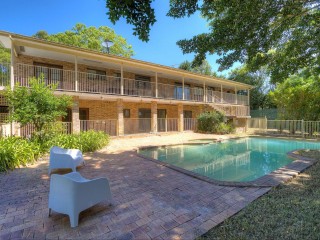 View profile: Outstanding Value! 6 Beds, 5 Baths, 5 Acres Plus Pool!