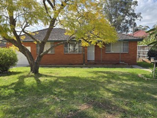 View profile: Short Stroll to Station & Near School